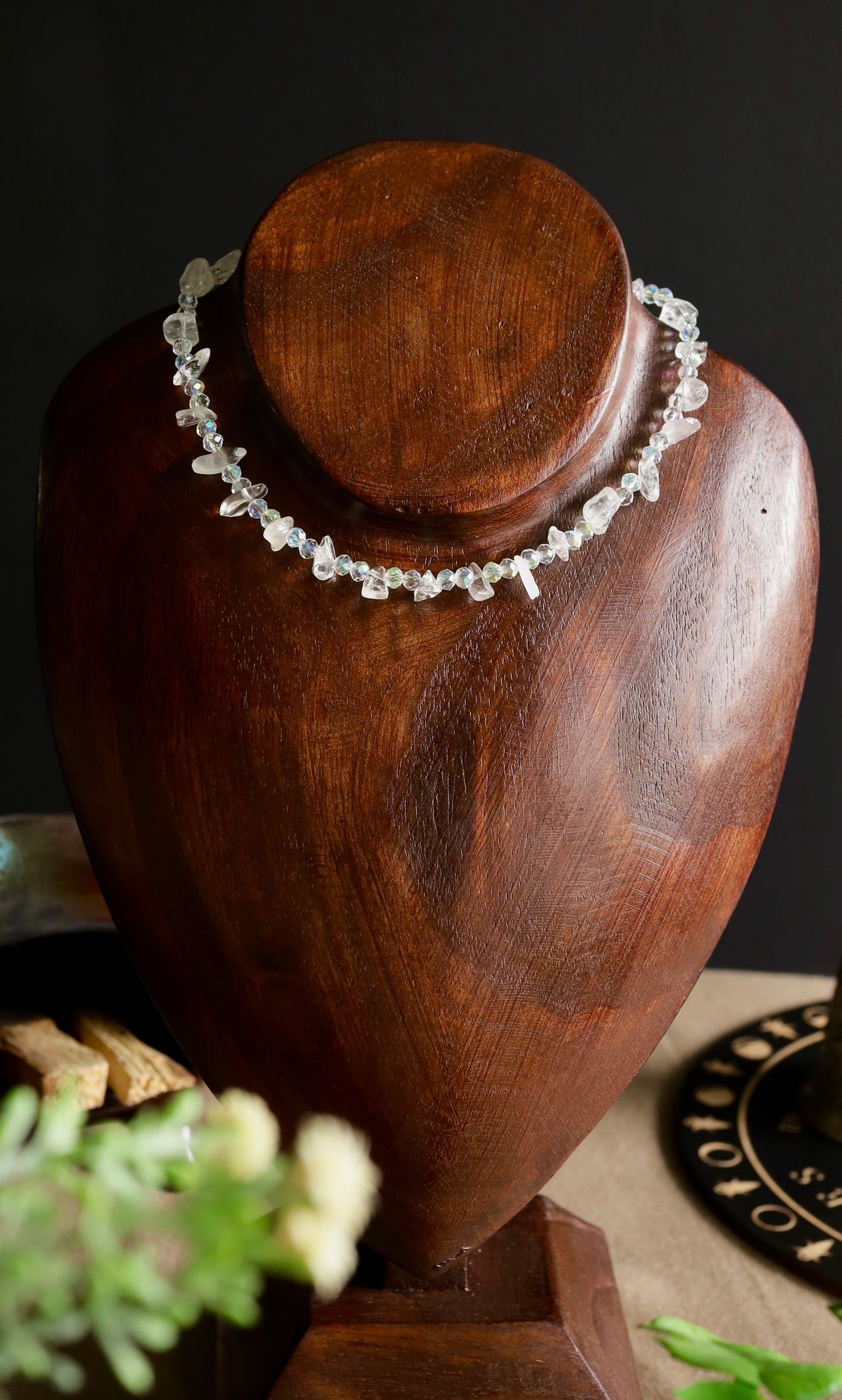 Collar Ritual de Limpieza y Claridad Energética – Cuarzo Cristal