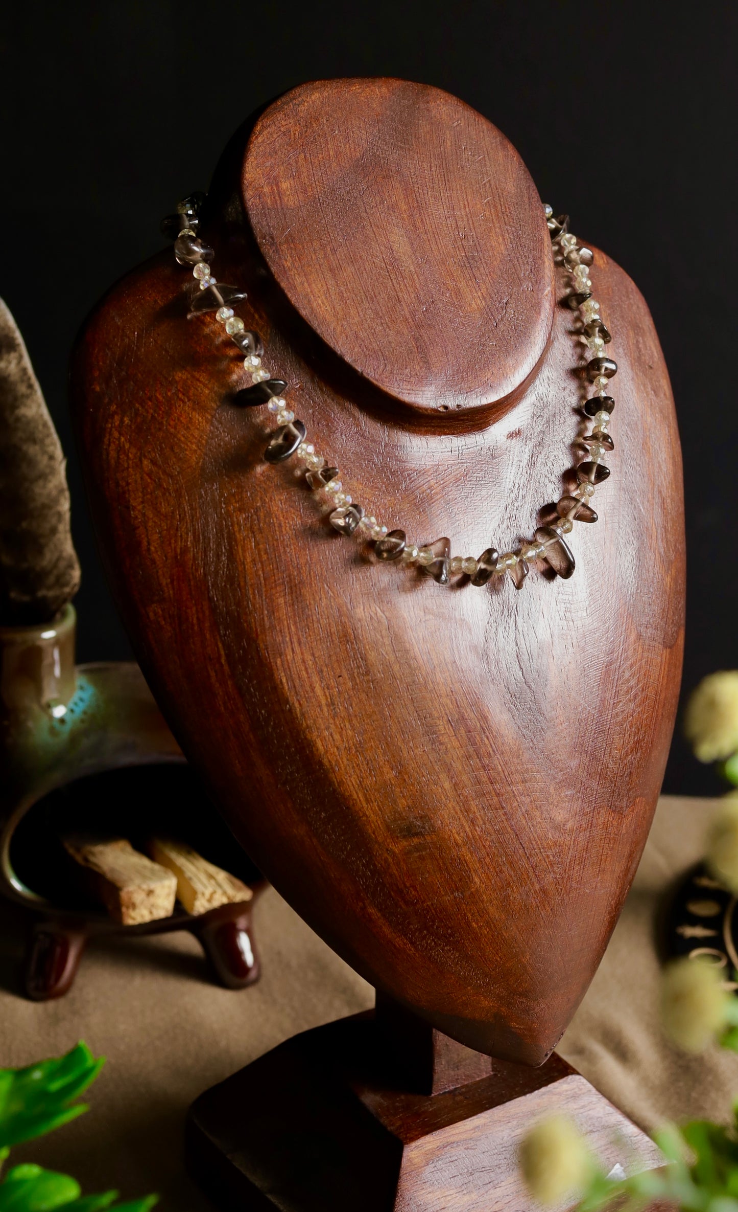 Collar Ritual de Protección – Cuarzo Ahumado